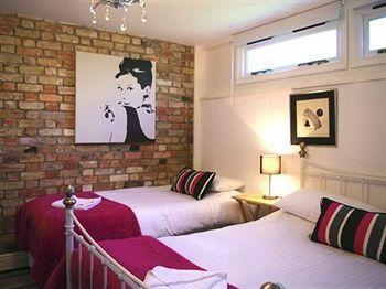 Bed and Breakfast Braywood House Хантингдон Экстерьер фото